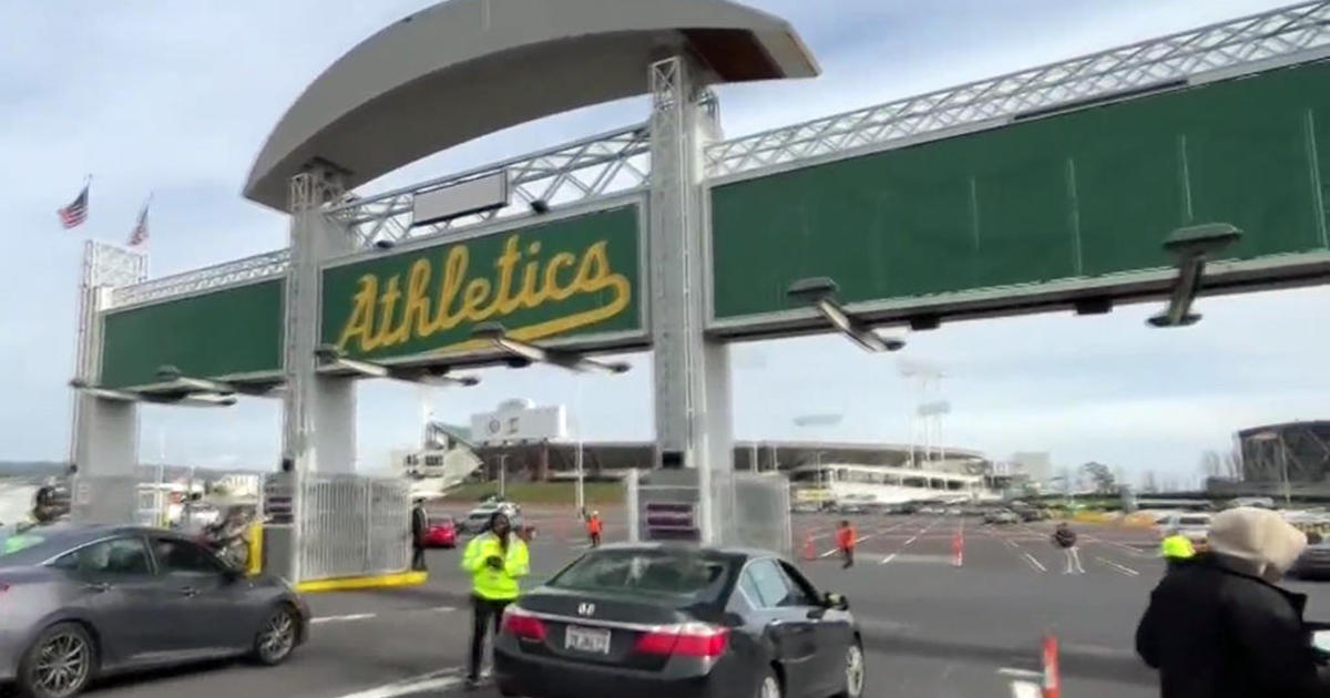 Fans, sports analysts react to A's temporary move to Sacramento