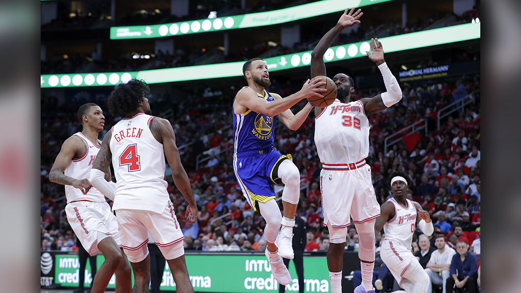 Curry and Thompson score 29 each as Warriors blast Rockets