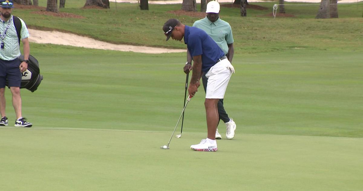 Dolphins Security Jordan Poyer can make a 30-foot putt at Trump Doral