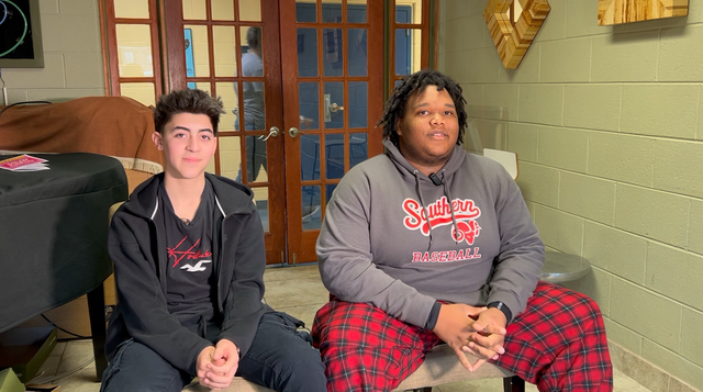 Victor Rosa and Derek Smith during the interview 