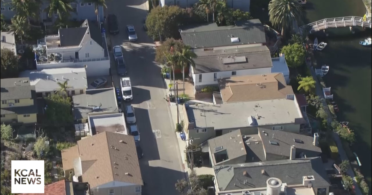 LAPD steps up patrols near Venice Canals after 2 women are brutally ...