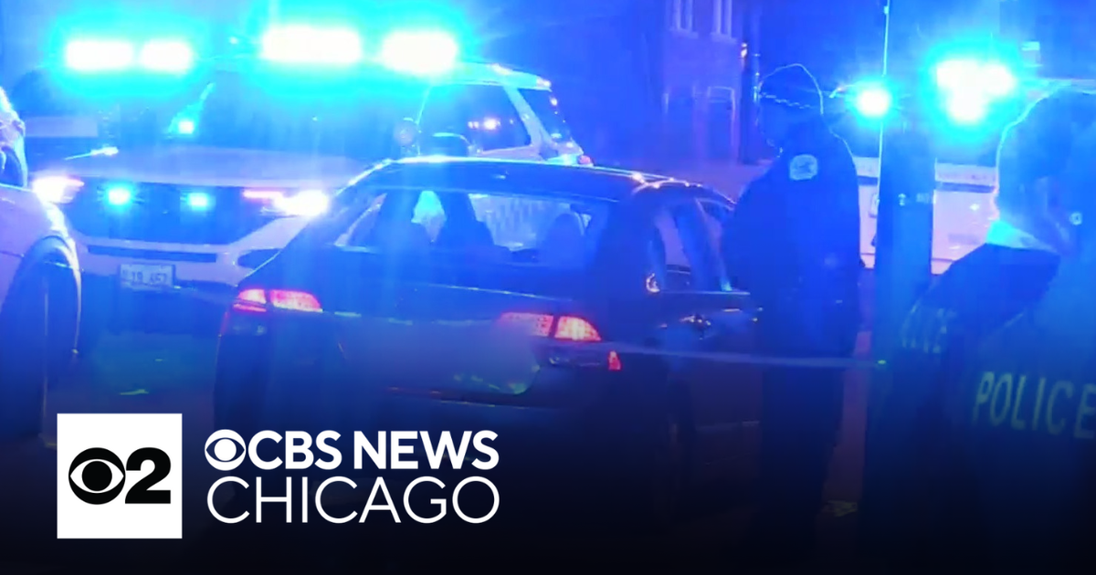 Chicago rideshare passenger shot and killed on city's South Side - CBS ...