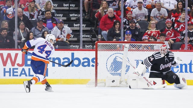 islanders-devils-jg-pageau.jpg