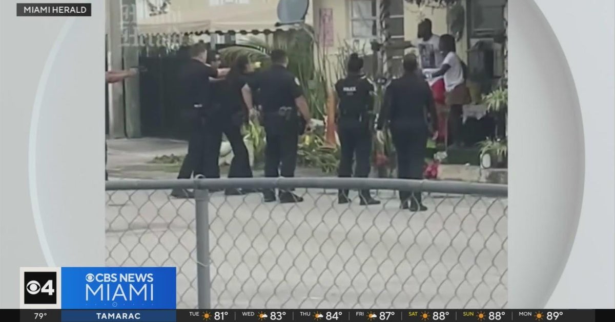 Charges reduced against Miami man shot by police - CBS Miami