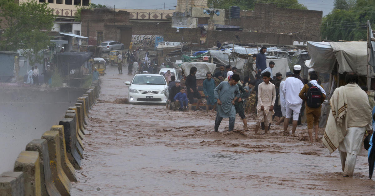 At least 135 dead in Pakistan and Afghanistan as flooding continues to slam region