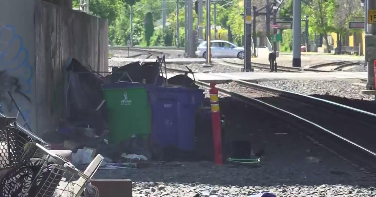 Sacramento neighbors raise safety concerns over homeless camps near train tracks