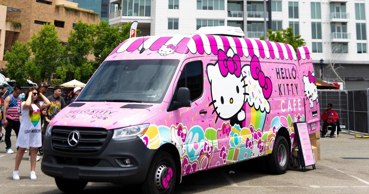 Hello Kitty Cafe Truck returns to Philadelphia’s Fashion District with exclusive 50th anniversary merch – CBS News