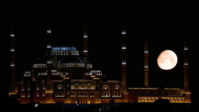 Moon and Grand Camlica Mosque in Istanbul 