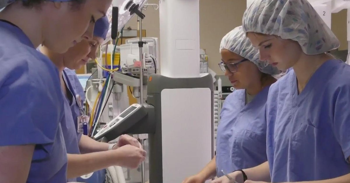 Mercy Hospital surgeon teaches high school student future of surgical medicine