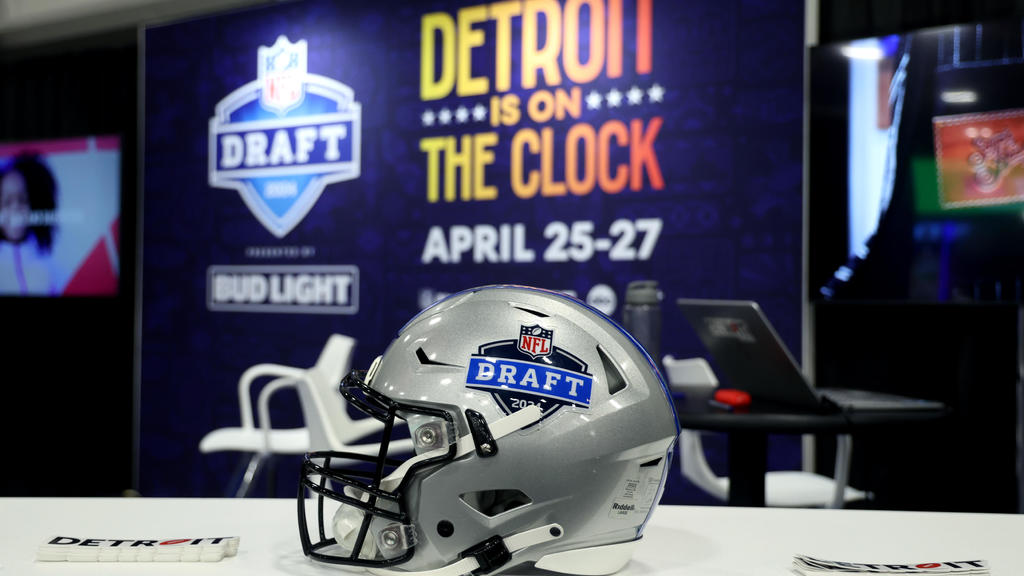 2024 NFL Draft in Detroit begins today. When will the Lions make their
selections?