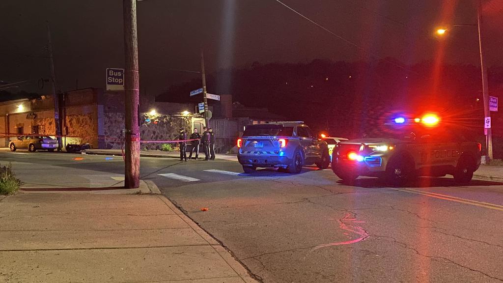One person injured in late-night Homewood motorcycle crash