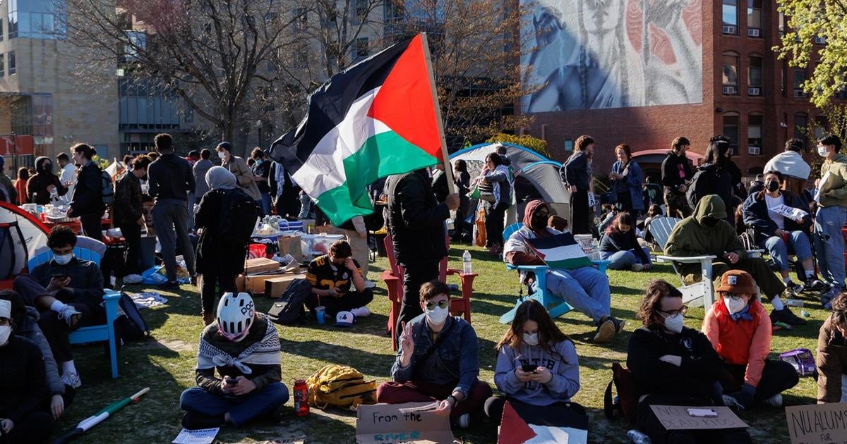 More Gaza protests on college campuses, Columbia drops encampment ...