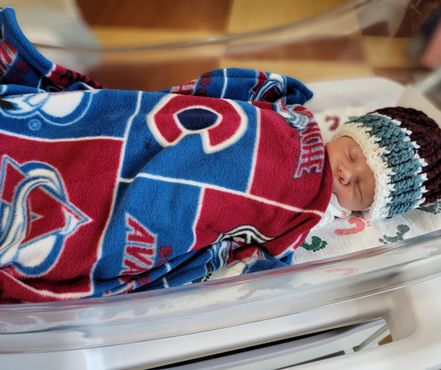 playoff-gear-newborns-4-adventhealth-parker.png