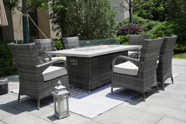 Conjunto de mesa de jantar retangular externa para 6 pessoas Red Barrel Studio com almofadas