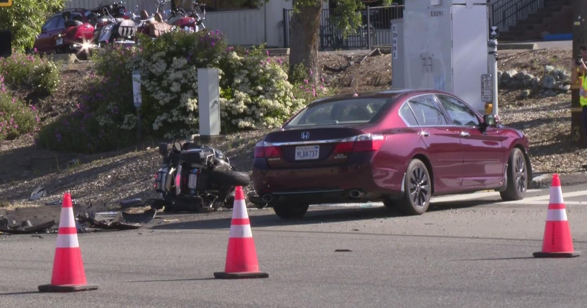Latest on CHP officer being hit by red-light runner in Auburn