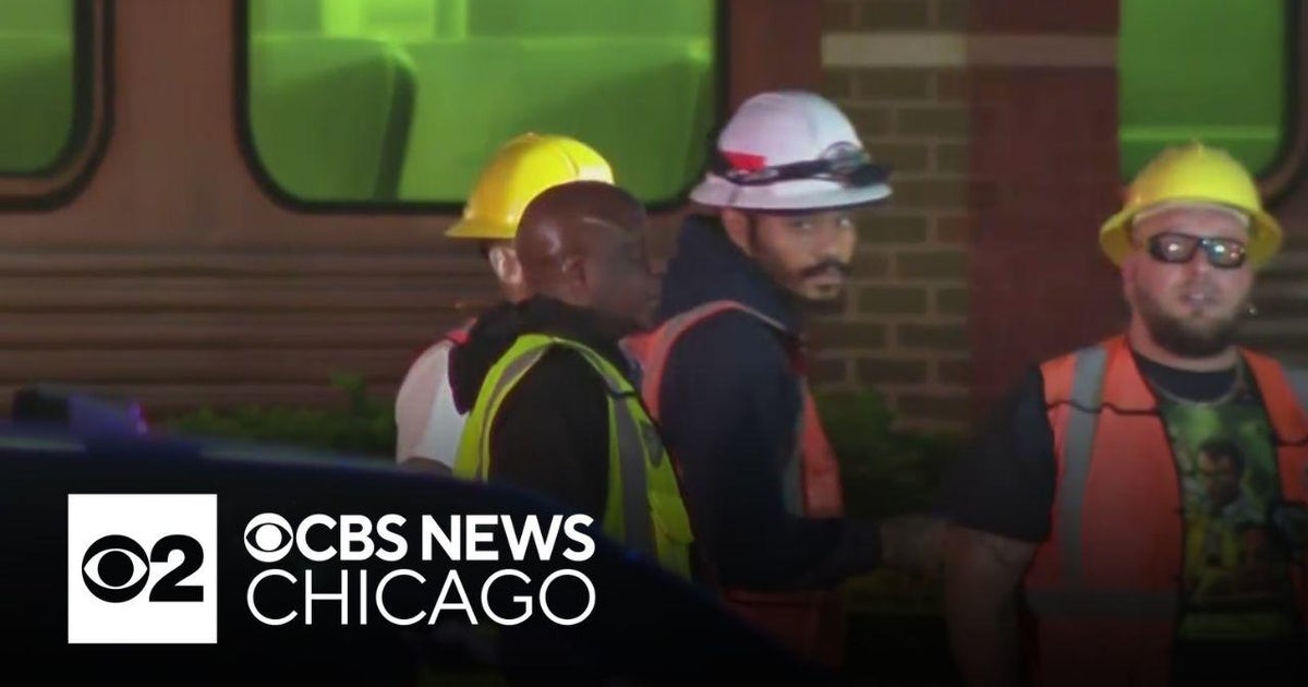 Man struck and killed by Metra train in Chicago's northwest suburbs ...