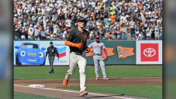 Reds - Giants Baseball 