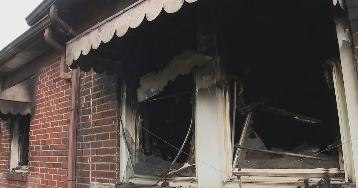 60-year-old woman killed in Pittsburgh-area house fire - CBS Pittsburgh