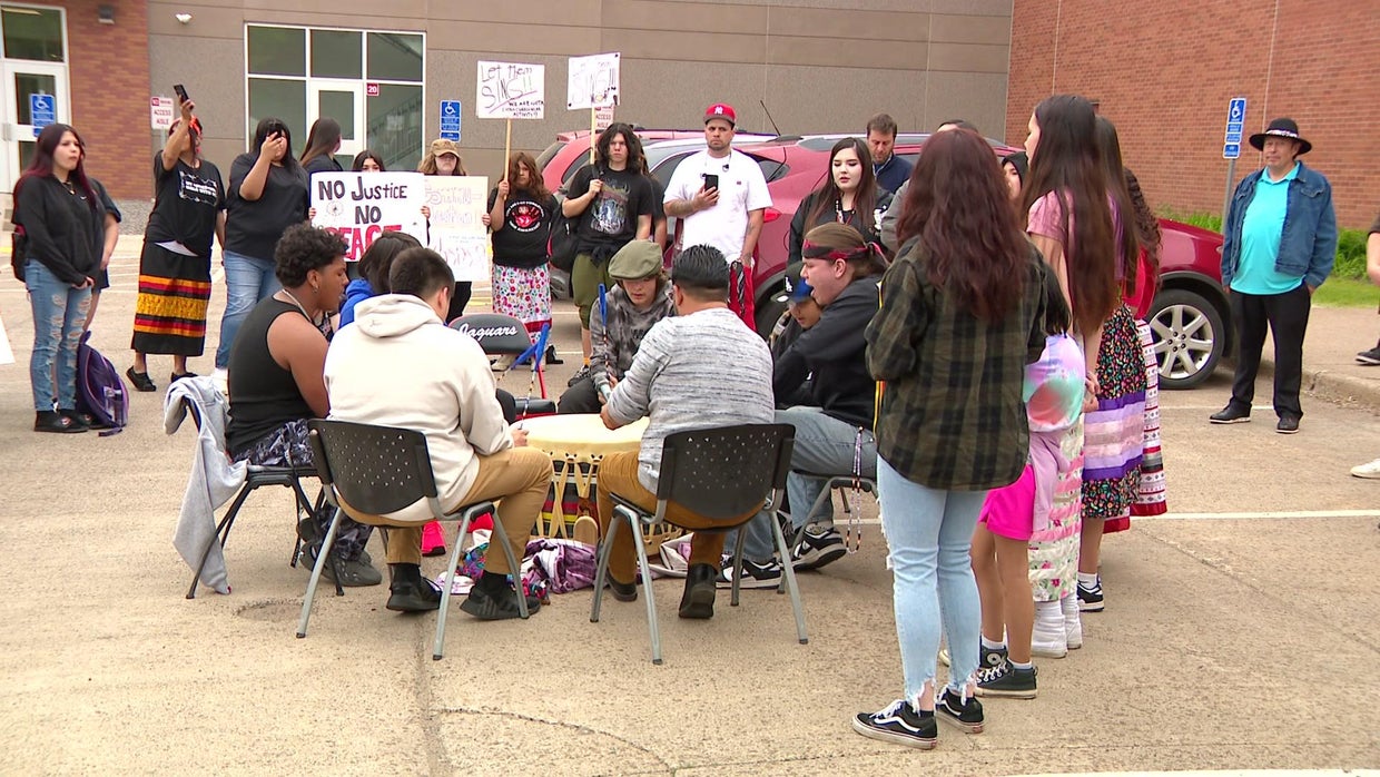 Students protest removal of Native song from northern Minnesota ...