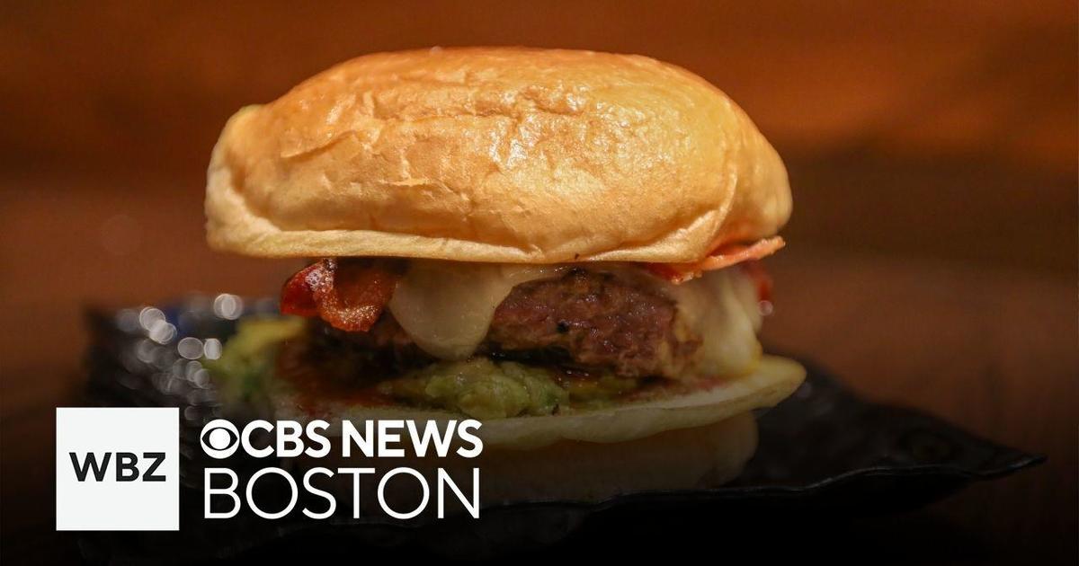 Paul Wahlberg from Wahlburgers joins the Mix for National Burger Month ...