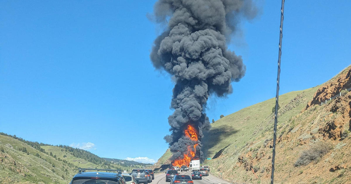 1 killed, truck driver in the hospital after fiery crash on Interstate 70 in Colorado – CBS News