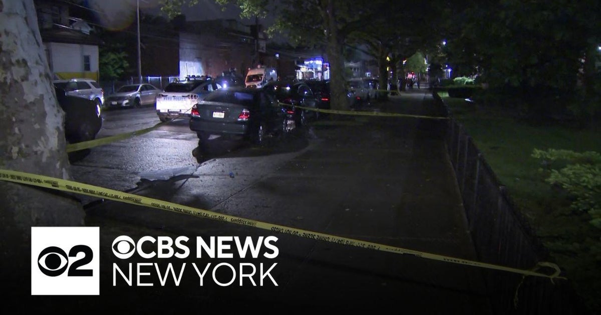 12-year-old girl shot in Queens, 26-year-old woman stabbed in chest ...