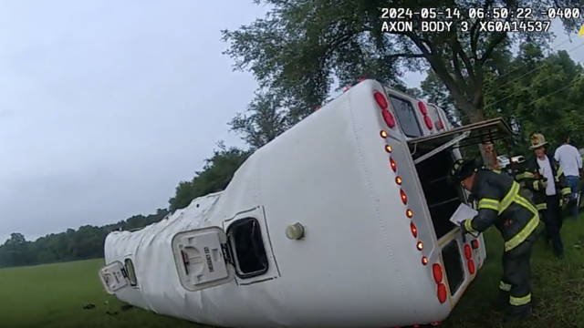 bus-crash-bodycam-footage.png 