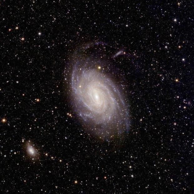 spiral-euclid-s-new-image-of-spiral-galaxy-ngc-6744-article.jpg 