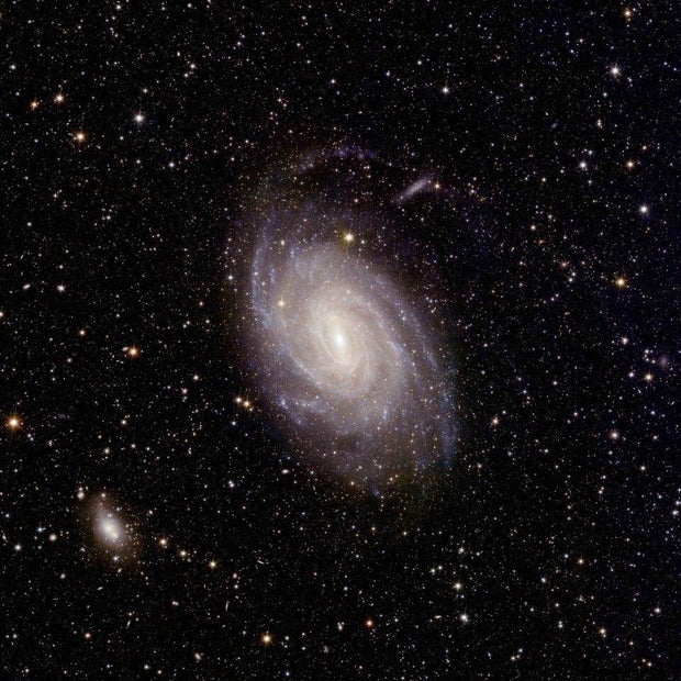spiral-euclid-s-new-image-of-the-spiral-galaxy-ngc-6744-artigo.jpg