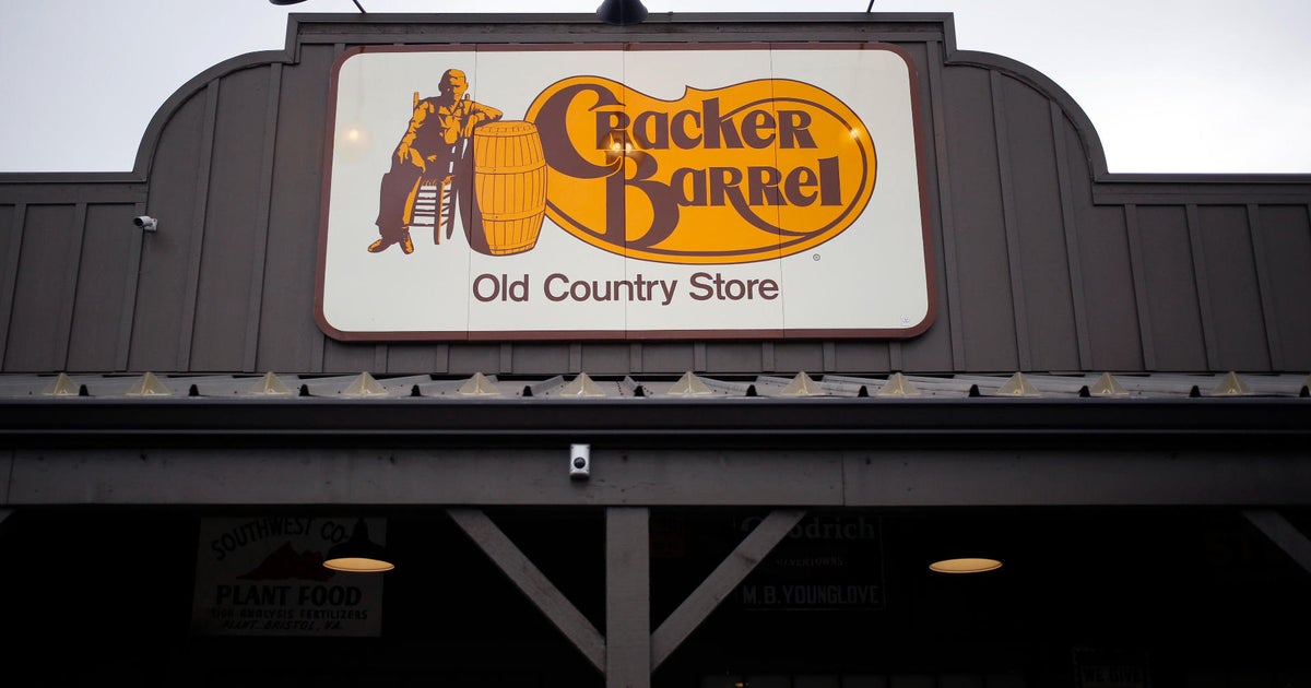 Cracker Barrel announces changes to restaurant chain - CBS News