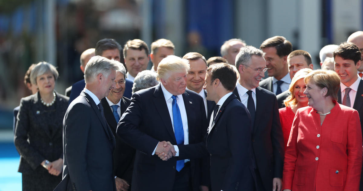 Съюзниците в НАТО се подготвят за възможна победа на Тръмп през 2024 г.