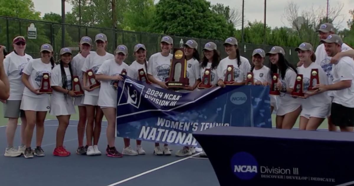 University of Chicago men’s and women’s tennis teams score rare double championships