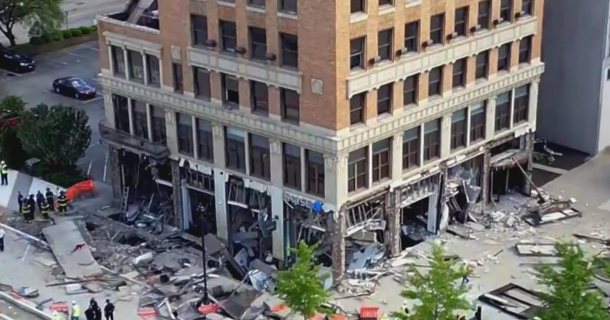One dead, several injured after explosion rocks downtown Youngstown