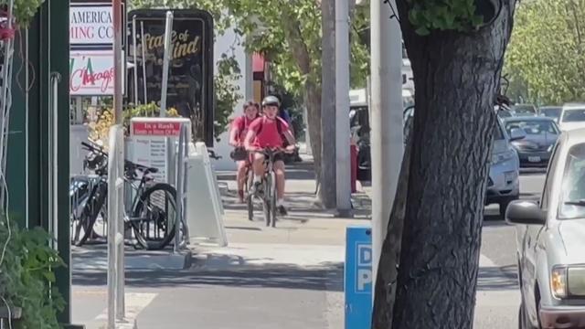 Bicyclist El Camino Real Palo Alto 