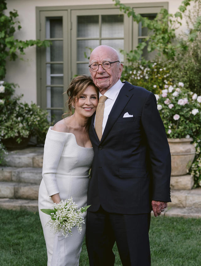 Rupert Murdoch marries for 5th time in ceremony at his California vineyard  - CBS News