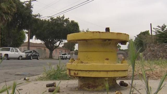 stolen-fire-hydrant.jpg 