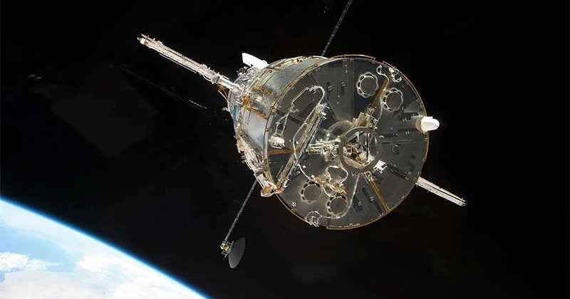 NASA는 허블 우주 망원경이 차질을 겪고 있지만 수년간 계속 작동해야 한다고 말했습니다. NASA는 허블 우주 망원경이 차질을 겪고 있지만 수년간 계속 작동해야 한다고 말했습니다.