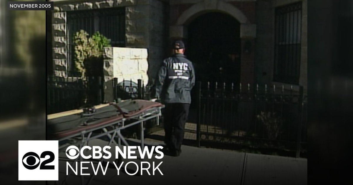 Suspect arrested in 2005 cold case murder in the Bronx - CBS New York