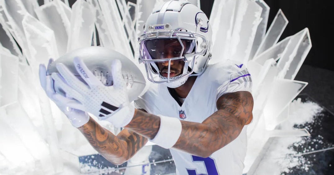 Minnesota vikings white jersey deals