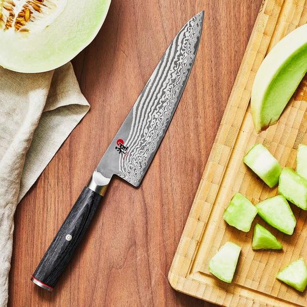 miyabi-kaizen-ii-chefs-knife-o.jpg 
