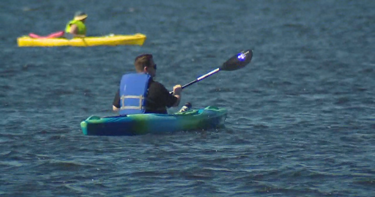 7th annual Floatilla brings hundreds of paddlers to Baltimore's Inner ...