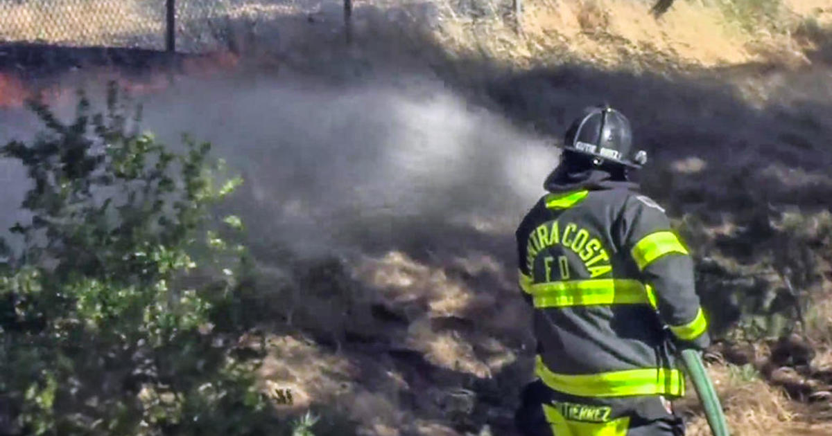 Crews contain brush fire that burned old golf course in Pittsburg