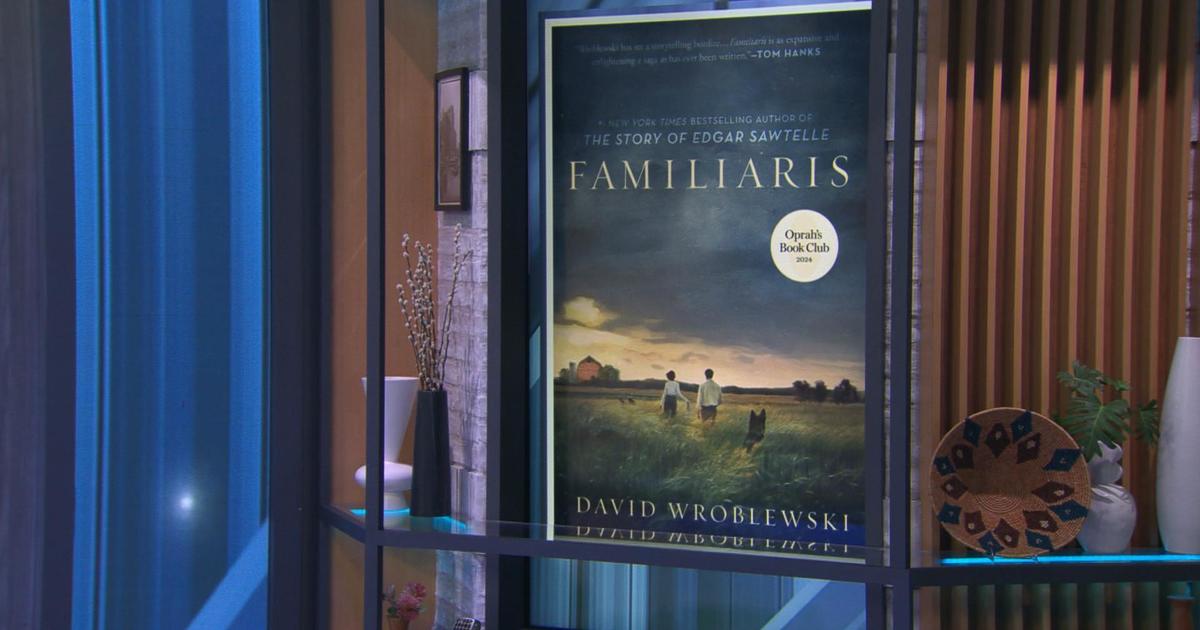 Най-новата книга на Дейвид Вроблевски „Familiaris“ му носи второто му влизане в книжния клуб на Опра