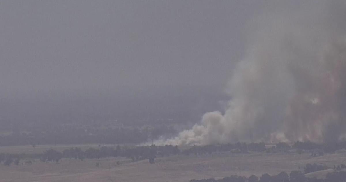 Crews battle growing brush fire near Rancho Cordova - CBS Sacramento