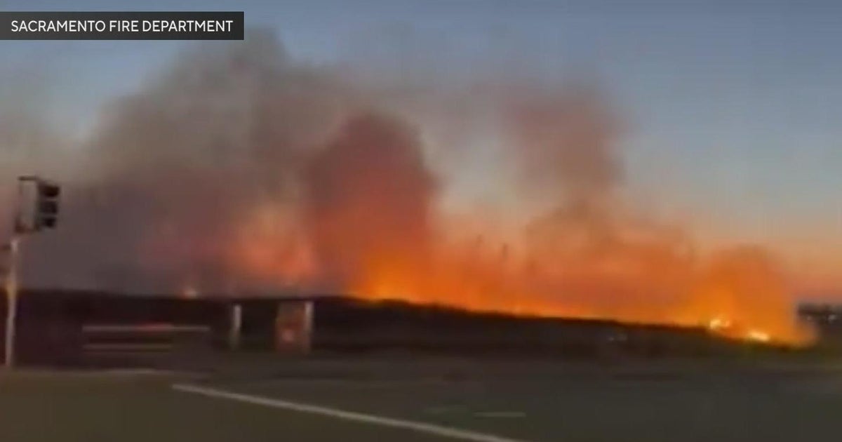 Crews knock down multiple fires in Sacramento area