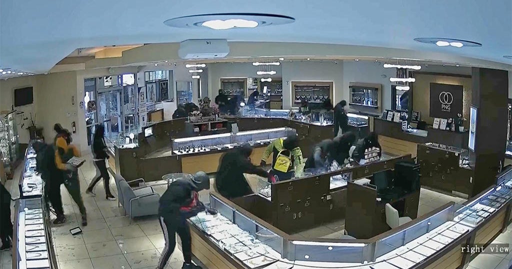 Sunnyvale police chase down jewelry store theft suspects CBS San