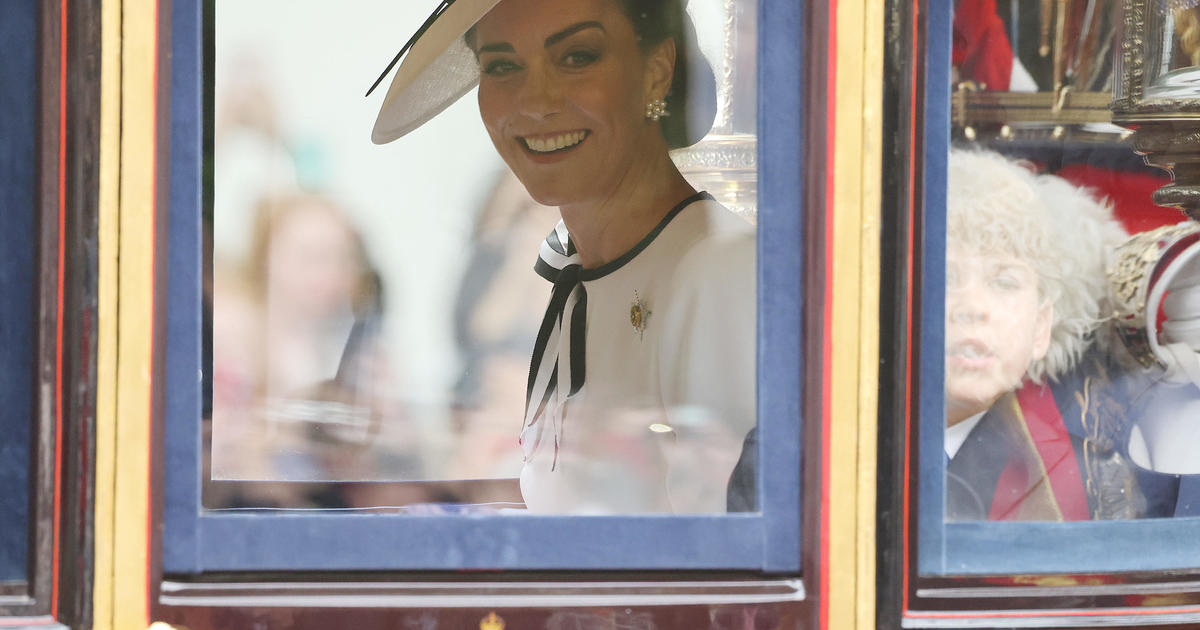 Принцеса Кейт се появява за първи път след диагностицирането на рака