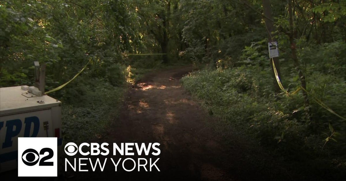 Manhunt for sex assault suspect continues for 3rd day in Queens - CBS ...