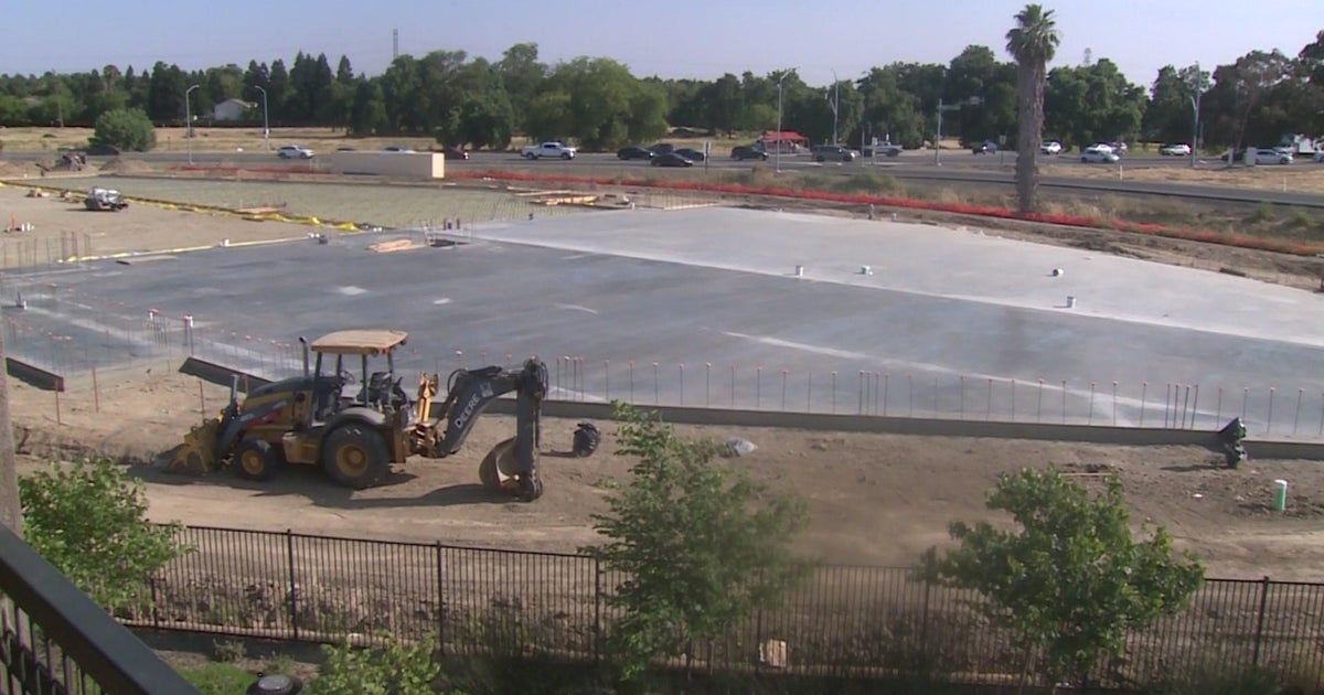 South Natomas construction creates headache with 3 a.m. start near apartments