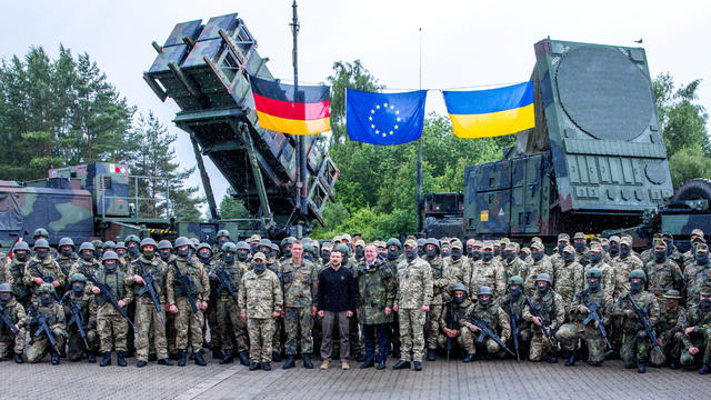 Ukrainian President Volodymyr Zelenskiy visit to a military training area 